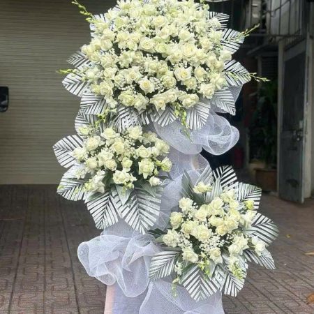 Vòng hoa viếng thông gia